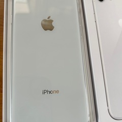 iPhone8[64GB] UQモバイル シルバー Appleの画像
