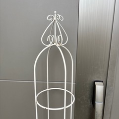 ホワイトオベリスク差し上げますの画像