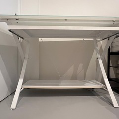 デスク の画像