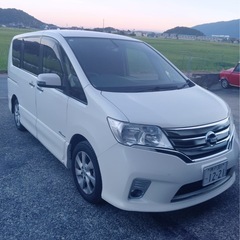 日産　セレナの画像