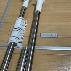 つっぱり棒の画像