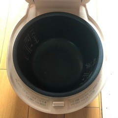 アイリスオーヤマ　炊飯器3合の画像