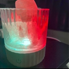モダンなヒマラヤ岩塩LEDナイトライト1個の画像