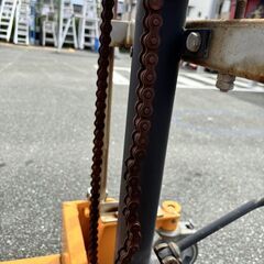 ロジステッカー 型番不明 ハンドフォークリフト400kg サビで上まで上げると引っ掛かりますの画像