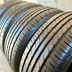 TOYO NANOENERGY 3PLUS 215/60R16 95H 中古タイヤ4本セットの画像