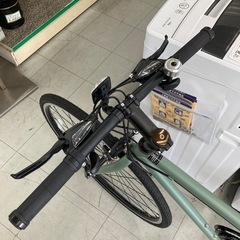⭐︎美品⭐︎28インチクロスバイク　21段変速の画像