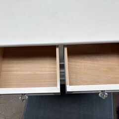 未使用品　萩原　ホワイトチェスト　４段　横幅60㎝　奥行31㎝　高さ76㎝の画像