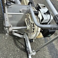 OCHIAI V8S バリカン茶摘機の画像