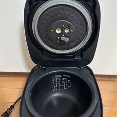 タイガー炊飯器　JPC-A102 2019年製の画像