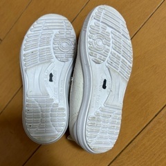 シナモンロール　上履き14cmの画像