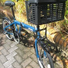 中古自転車 Jeep ジープ ミニベロ ミニサイクル 折畳み 自転車 6段変速 20インチ 取付式LEDライト ブルー 通勤 通学 近所のお出掛けなどにの画像
