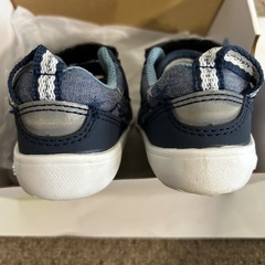 紺色の子供靴12.5cmと13.5cm（生後半年〜2歳）の画像