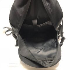 ☆FILA フィラ バックパック リュックサック 黒色 ブラック ユニセックス 男女兼用 シンプル バッグ ファッション 中古品(NF250905) 546-103の画像