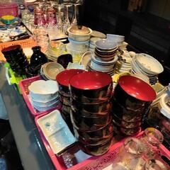 グラス、食器の画像