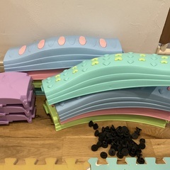 パステルカラー　　平均台　の画像