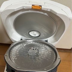 象印 IH炊飯ジャー NW-VD10 5.5合 ホワイト　2023年製の画像