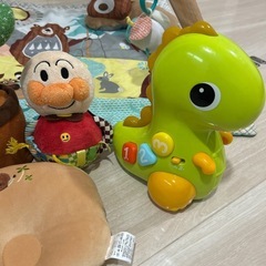 【まとめ売り】ベビー おもちゃ 枕  フィッシャープライス アンパンマン 恐竜 サボテン ベビージムの画像