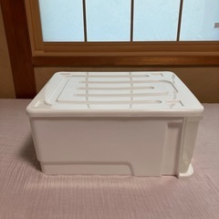 衣装ケースの画像