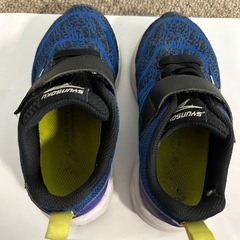 子供靴16.0〜16.5cm（4歳前後）の画像