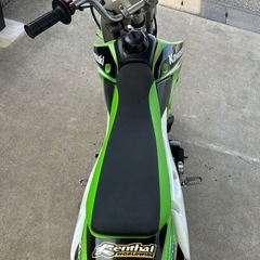 Kawasaki KLX110 オフロードバイクの画像