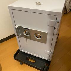 【引き取り限定】耐火金庫、ダイヤセーフの画像