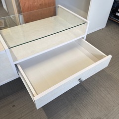 【超美品‼️】定価14,990円♪ ニトリ 90cm幅ドレッサーテーブル(リズバレー) センターテーブル リビングテーブル ローテーブル アンティーク風ホワイト♪の画像