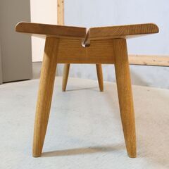 BRUNCH(ブランチ)で取り扱われていた、NAGANO INTERIOR(ナガノインテリア)のタモ無垢材を使用したダイニングベンチ。和・洋問わず活躍する木製ベンチ。店舗などのちょっとした腰掛としてもの画像