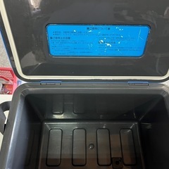 伸和 HOLIDAY LAND 120 クーラーボックス 11L キャリータイプ 釣り キャンプ BBQ アウトドア 水漏れ無し！ 中古品 ①の画像