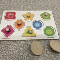 幼児用　つかみやすいパズル　　形の画像