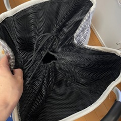 物干し竿2本　洗濯物　バスケット　ランドリー　laundry boxの画像