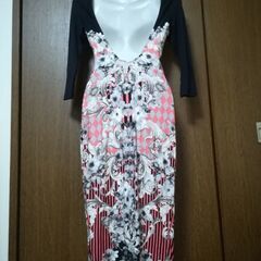 新品　イギリス　ASOS　ワンピース　の画像