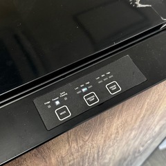 ①【未使用品‼️】定価82,500円♪ ライフオンプロダクツ 2023年製 ノンフロン冷凍庫 冷蔵･冷凍･急速冷凍 木目調ダークウッド 一部訳ありの画像