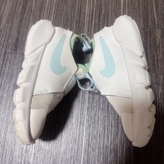 NIKEキッズスニーカー　の画像