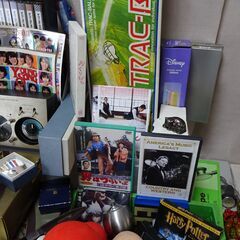 雑貨品　玩具　DVD　コカ・コーラ　ペコちゃん　置物　昭和レトロ　ビンテージなど　いろいろまとめての画像
