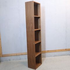 人気のMUJI(無印良品)のウォールナット材･512列･スタッキングシェルフです！オープンタイプのタテ・ヨコどちらでも使える万能棚。♪店舗の什器や本棚などにもおススメです！の画像