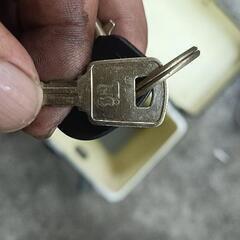 【中古品】ベンリィ110で使用してた　フロント用ボックスのみの画像