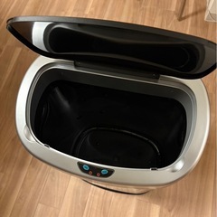 (新品)センサー式ゴミ箱の画像