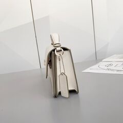 チョコレート juno bag ショルダー バッグ ハンドバッグ 2WAYバッグ レディースバッグ 斜めがけバッグの画像