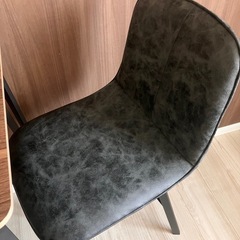 ハイテーブル&ハイチェア二脚セットの画像
