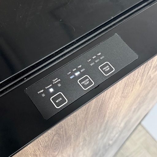 ②【未使用品‼️】定価82,500円♪ ライフオンプロダクツ 2023年製 ノンフロン冷凍庫 冷蔵･冷凍･急速冷凍 木目調ダークウッド 一部訳あり