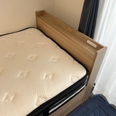 シングルベッド（収納、マットレス付き）の画像