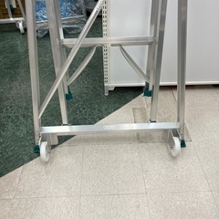 【中古】【店頭引取限定】TRUSCO  折りたたみ式作業台　TDAD-150の画像