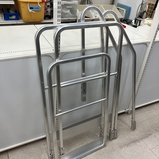 【中古】【店頭引取限定】TRUSCO  折りたたみ式作業台　TDAD-150