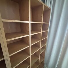 【取りに来て頂ける方限定】本棚　2つの画像