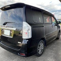 ヴォクシー　ZS煌　8人乗り　両側パワースライドドア　車検８年7月まで♪ の画像