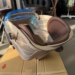 ブリヂストンアンジェリーノフロントチャイルドシート新車外しの画像