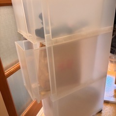無印良品　プラスチックケース
の画像