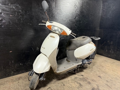 ★支払総額2.8万円★関東圏内即日配送可能！全車走行テスト済みです！ ホンダ タクト 白 AF51 人気のタクト！ バッテリー新品！ 2ストのためオイル注ぎ足すだけ！ ちょっとした足に♪