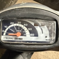 ★支払総額3.3万円★激安バイク続々入荷中！ なんでも買い取ります！ スズキ レッツ2 シルバー CA1PA 人気のレッツ2！2ストのためオイル注ぎ足すだけ！ カスタムベースに♪の画像