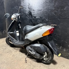 ★支払総額3.3万円★激安バイク続々入荷中！ なんでも買い取ります！ スズキ レッツ2 シルバー CA1PA 人気のレッツ2！2ストのためオイル注ぎ足すだけ！ カスタムベースに♪の画像
